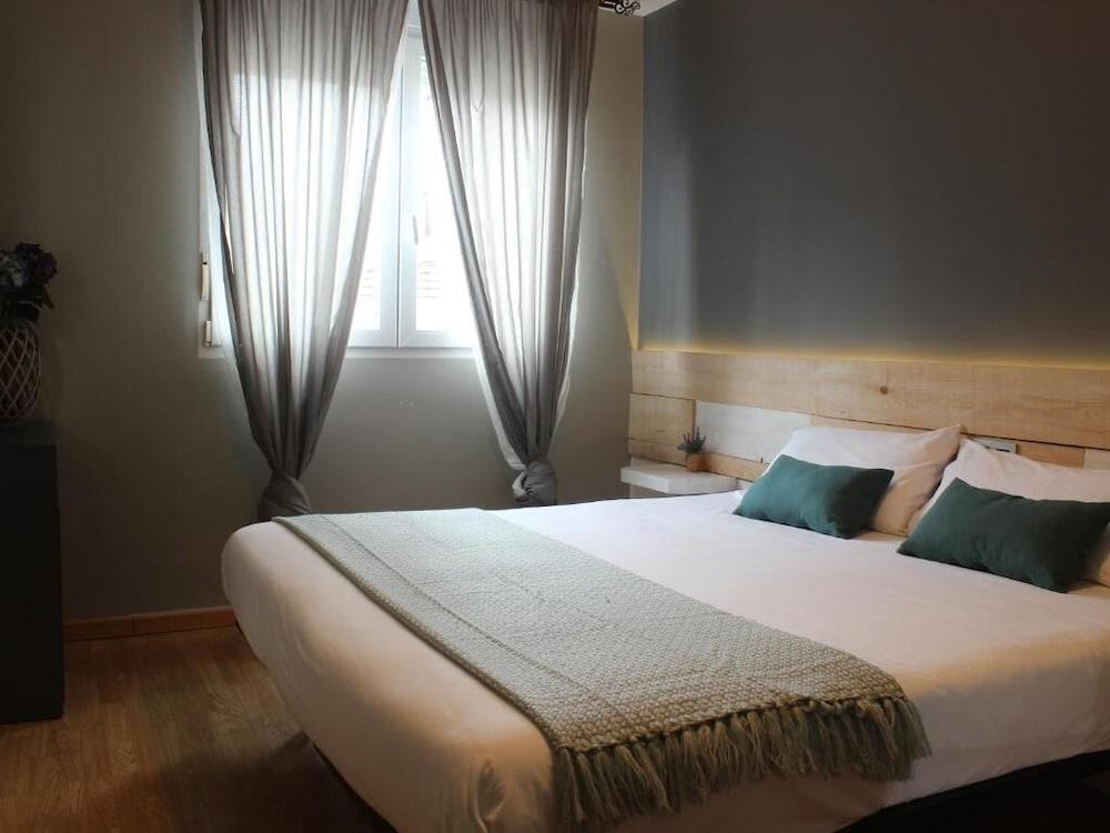 Hotel Alda Estacion Vigo Bagian luar foto